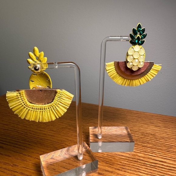 Pineapple earrings - Picture 3 of 3